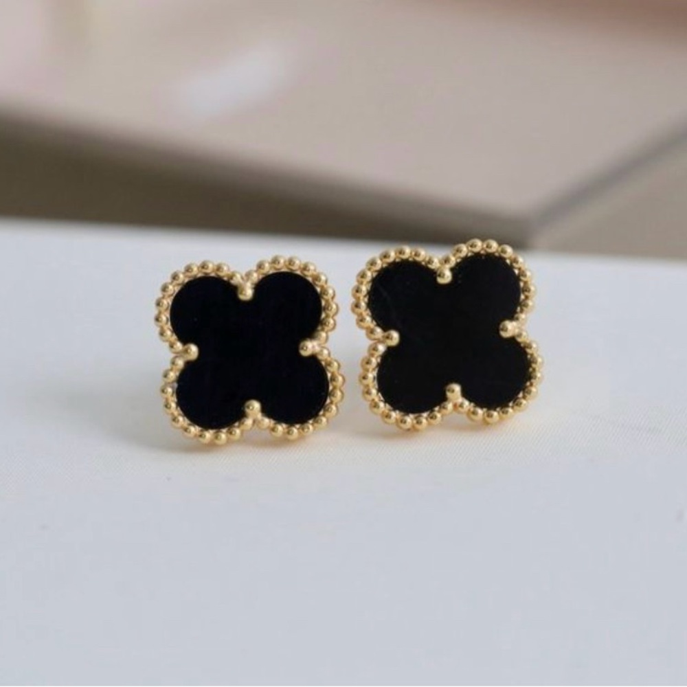 18k gold Filled clover stud earrings in black for women
